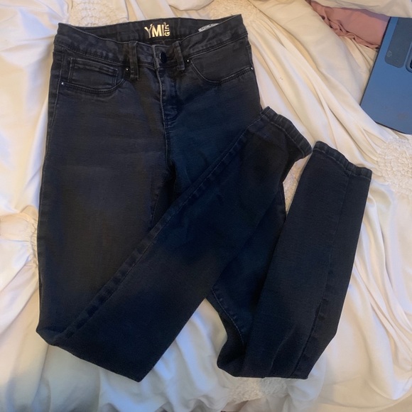 pack of jeans !! - Picture 3 of 5